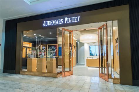 I visited every AP boutique in the US : r/audemarspiguet .